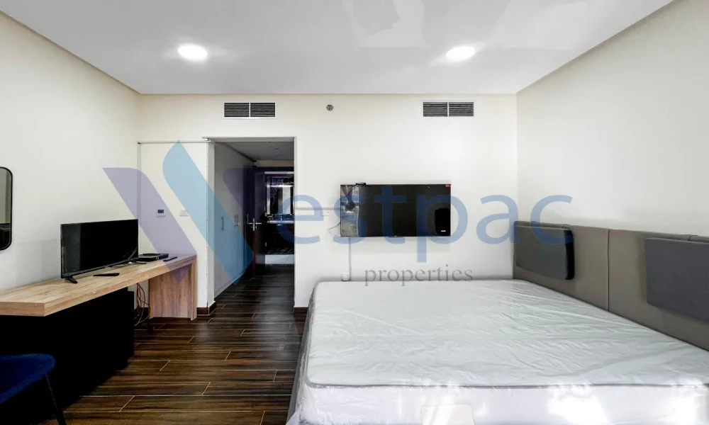 MODERN 2 BHK APARTMENT FOR RENT | FF | BALCONY small 3