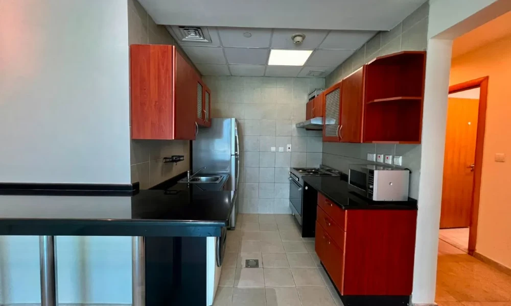 SEMI-FURNISHED 2 BR APARTMENT | WEST BAY - Image 4