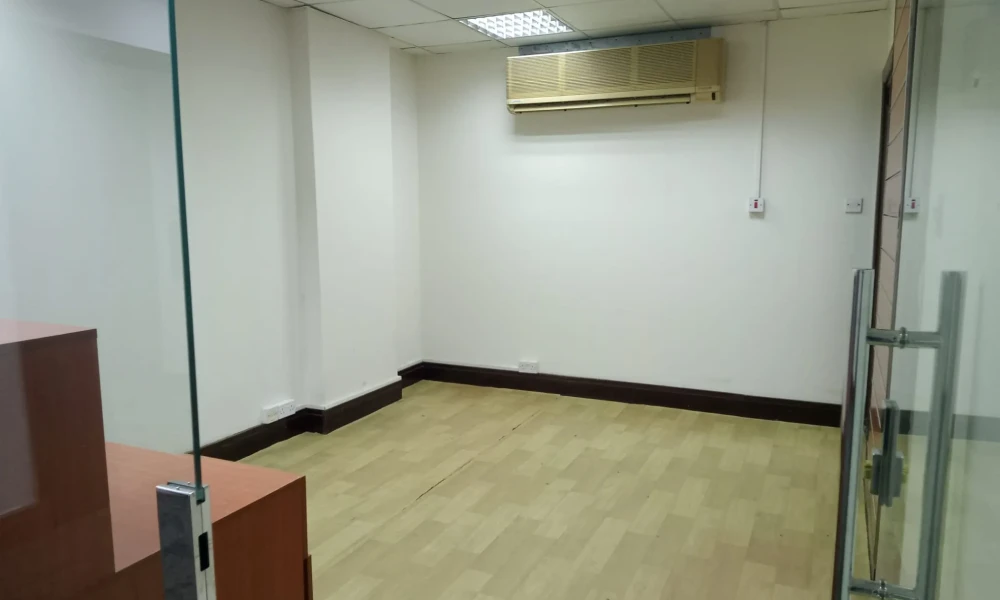 STORE FOR RENT | UNFURNISHED | DEDICATED PARKING - Image 8