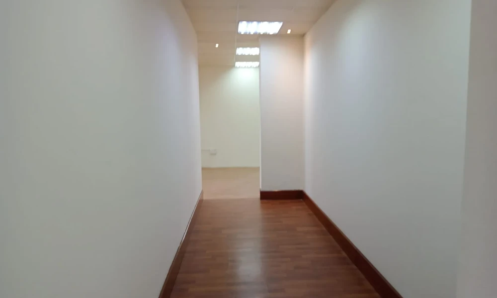 STORE FOR RENT | UNFURNISHED | DEDICATED PARKING - Image 6