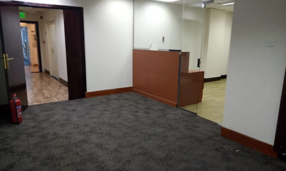STORE FOR RENT | UNFURNISHED | DEDICATED PARKING
