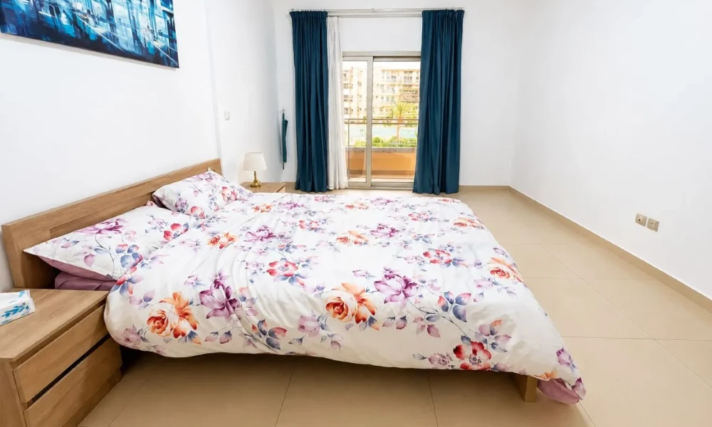 FURNISHED 1 BEDROOM W/ BALCONY | FOX HILLS | SALE small 3