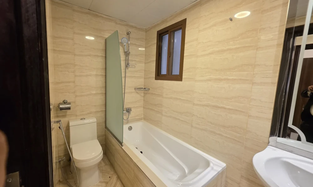 FULLY FURNISHED 2BR | GREAT LOCATION | AMENITIES - Image 6