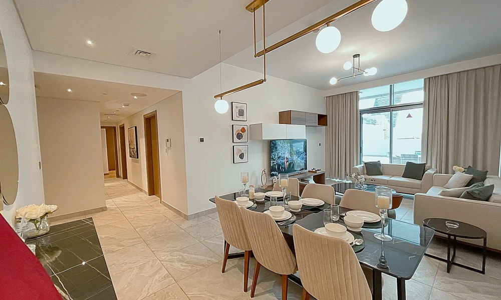 MODERN 2BR+MAIDROOM | BALCONY MARINA VIEWS - Image 8