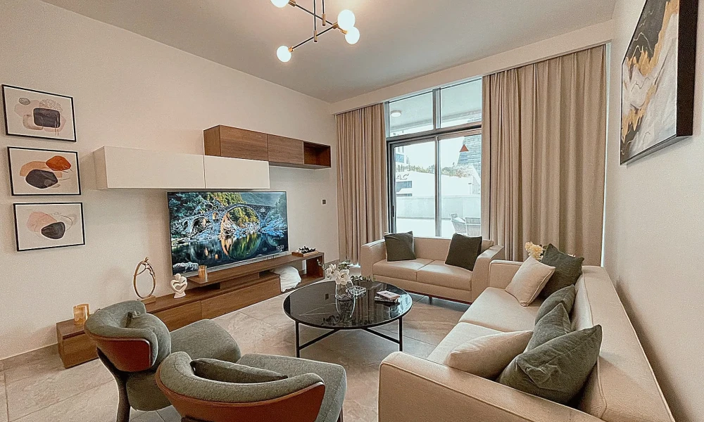 MODERN 2BR+MAIDROOM | BALCONY MARINA VIEWS
