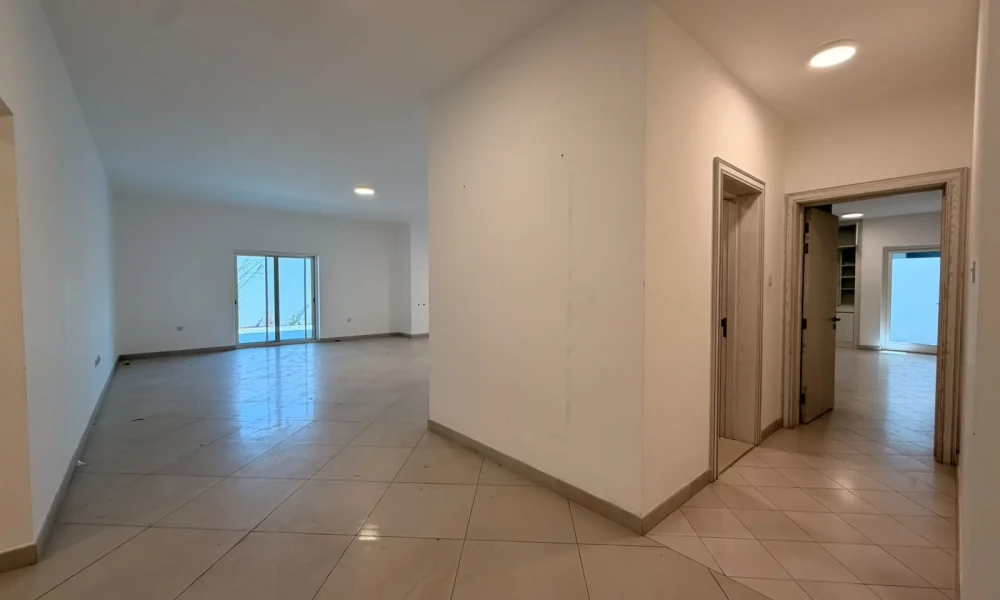 SPACIOUS 4BR VILLA | SEMI - FURNISHED | BALCONY small 3