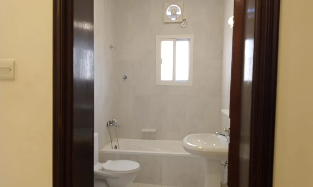SPACIOUS 5BR+MAID | PRIVATE POOL | PARKING - Image 7