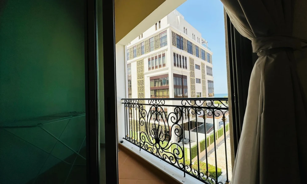 2BR FULLY FURNISHED | BILLS INCLUDED | AMENITIES - Image 9
