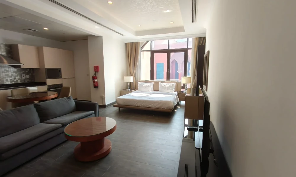 EXCLUSIVE FURNISHED STUDIO IN PORTO ARABIA - Image 4