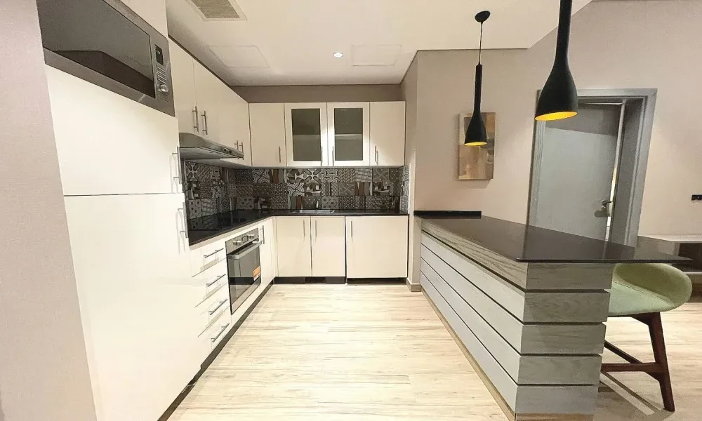 INCLUDING BILLS + AMENITIES | 1BR FURNISHED - Image 4
