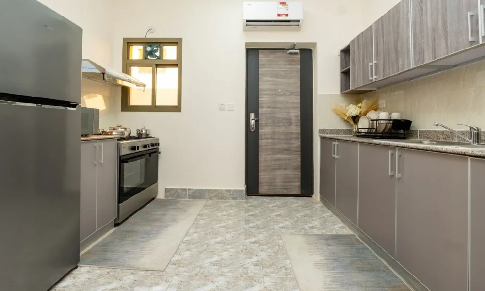 MODERN 2BR FULLY FURNISHED | AL WUKAIR | SALE  - Image 5