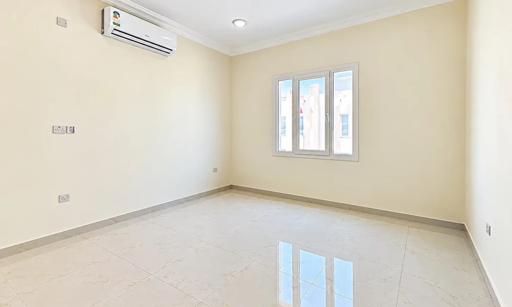 7 Master Bedrooms Villa For Rent  - Image 9