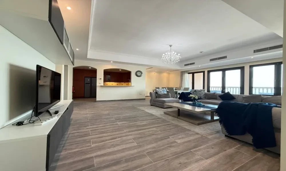 3 BR FURNISHED W/ BALCONY SEA AND MARINA VIEW small 1