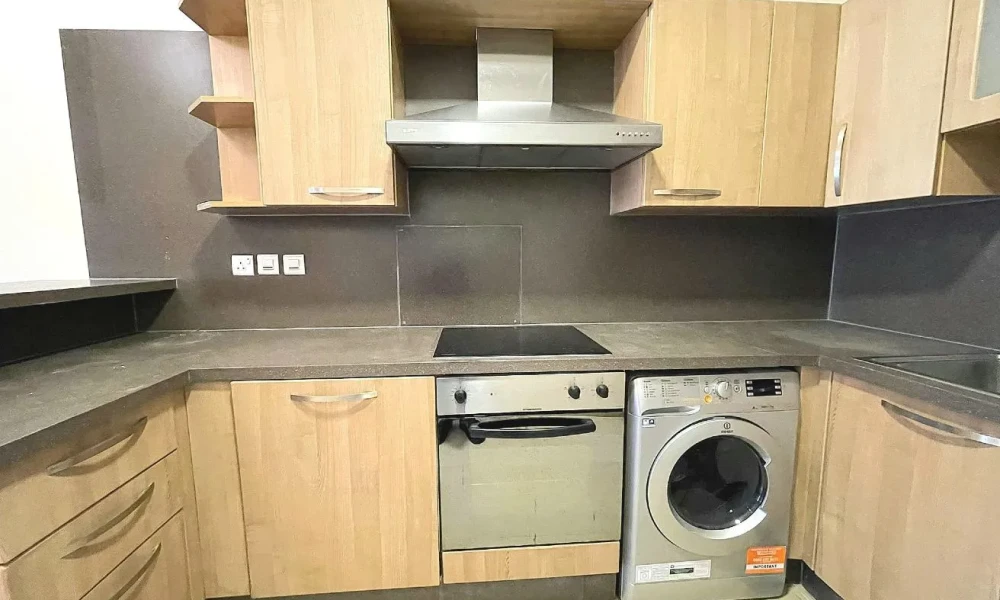 MODERN CITY LIVING | 1 BEDROOM FF APT | WEST BAY - Image 4