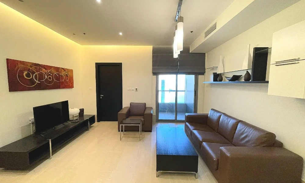 MODERN CITY LIVING | 1 BEDROOM FF APT | WEST BAY small 1