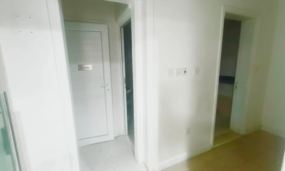 SEMI FURNISHED | OFFIC SPACE | SALWA - Image 5