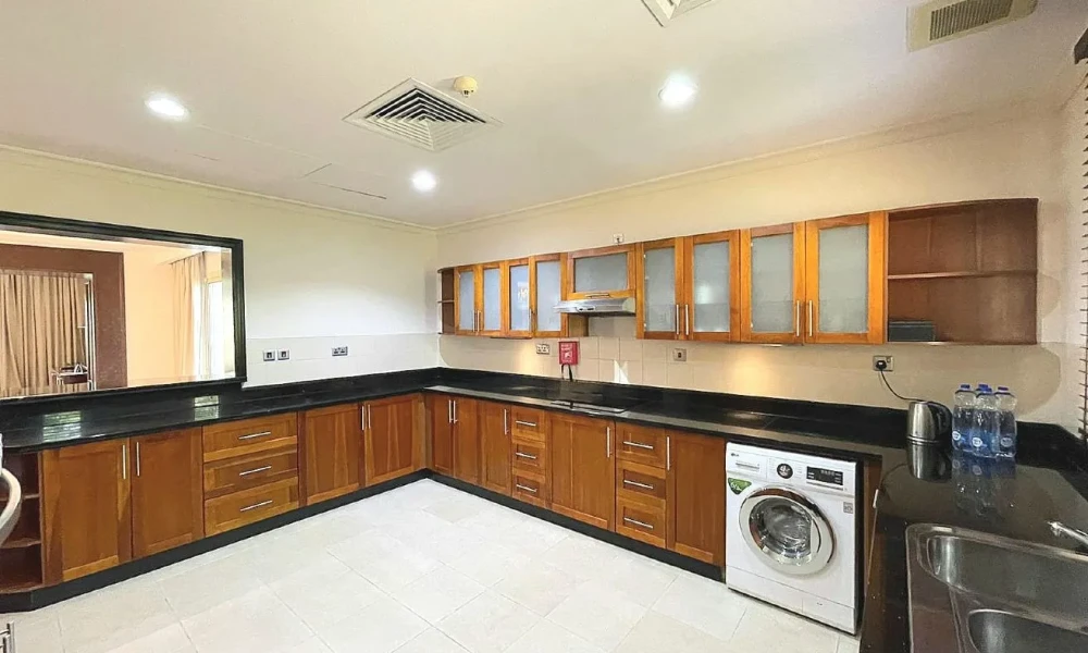 LUXURY 3BR VILLA + MAID| BALCONY | AMENITIES - Image 7