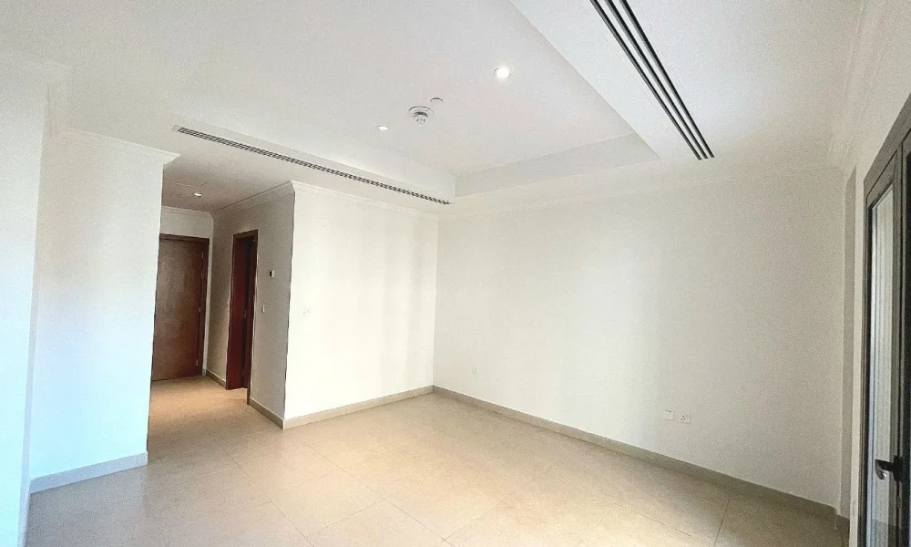 1BR + OFFICE SF | BALCONY MARINA VIEW | AMENITIES small 2