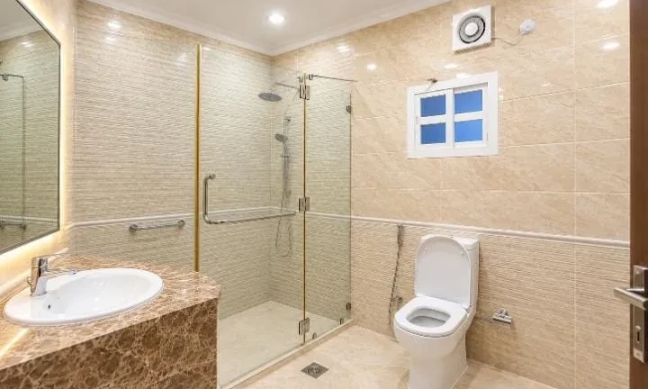 SPACIOUS  3BR | BILLS INCLUDED | PARKING AREA - Image 6