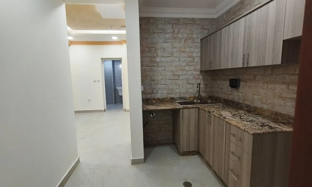 CONVENIENT LIVING | 1 BR UNFURNISHED | FOR RENT - Image 6
