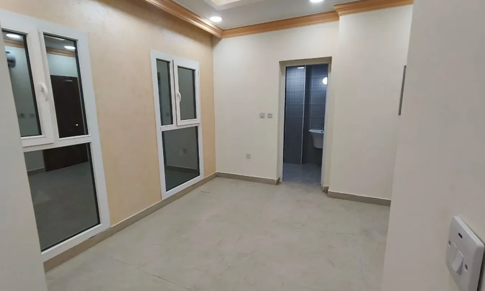 CONVENIENT LIVING | 1 BR UNFURNISHED | FOR RENT small 2