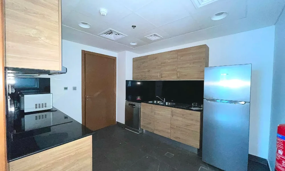 PREMIUM FF 2BR | GREAT LOCATION | W/ BALCONY - Image 5