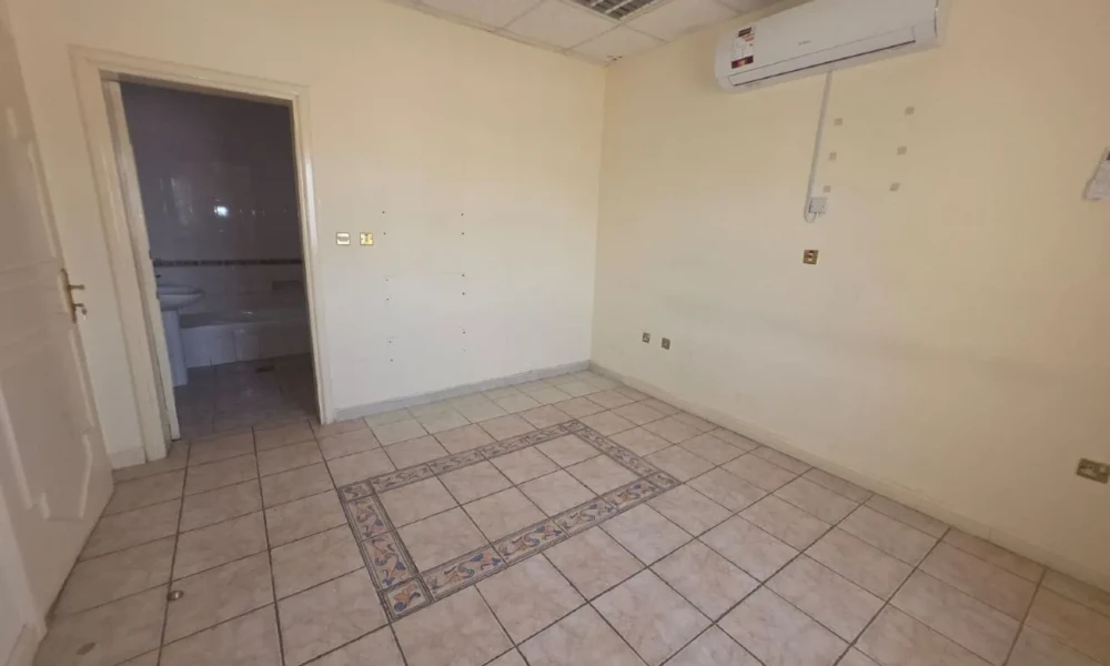 SPACIOUS 3BR VILLA | SEMI-FURNISHED |PARKING AREA small 3