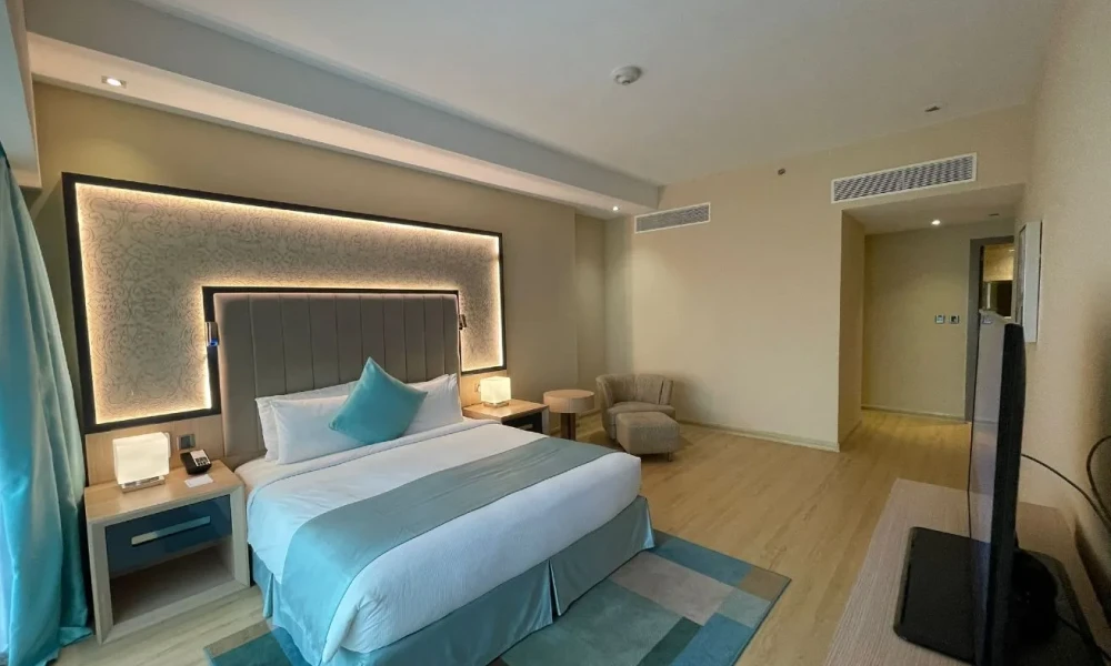 3BR+MAID | INCLUSIVE OF BILLS ACCESS TO AMENITIES small 1