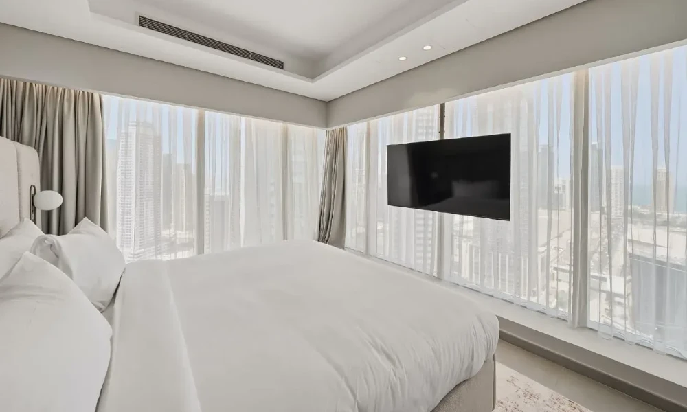 LUXURY 2 BR |BILLS INCLUDED | PREMIUM AMENITIES small 1