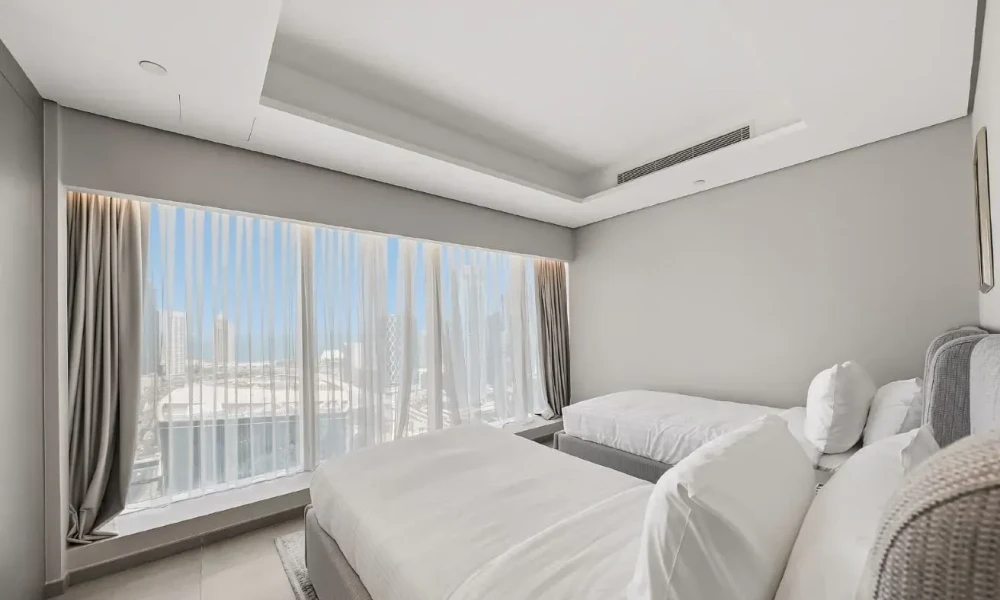 LUXURY 2 BR |BILLS INCLUDED | PREMIUM AMENITIES small 2