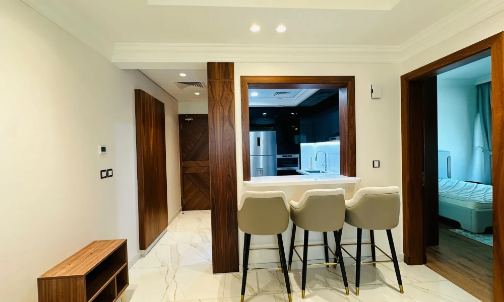MODERN 1BR FF | GREAT LOCATION | BILLS INCLUDED  - Image 4