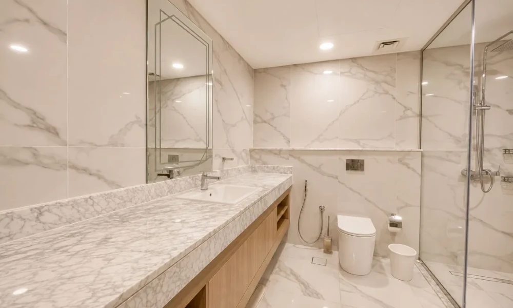 FURNISHED 2BR W/ BALCONY MARINA VIEW + AMENITIES - Image 7