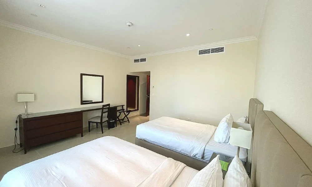 2 FF BR APARTMENT | ACCESS TO POOL AND GYM  PEARL - Image 5