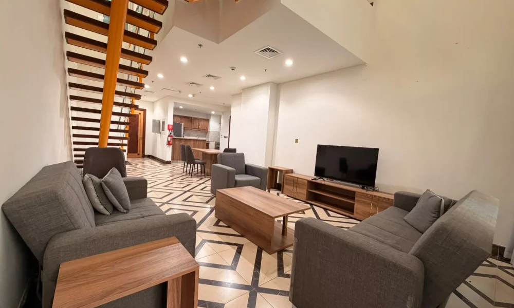 3BR DUPLEX APARTMENT WITH BACKYARD IN LUSAIL