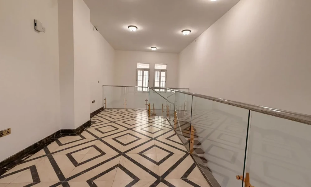 3BR DUPLEX APARTMENT WITH BACKYARD IN LUSAIL - Image 8