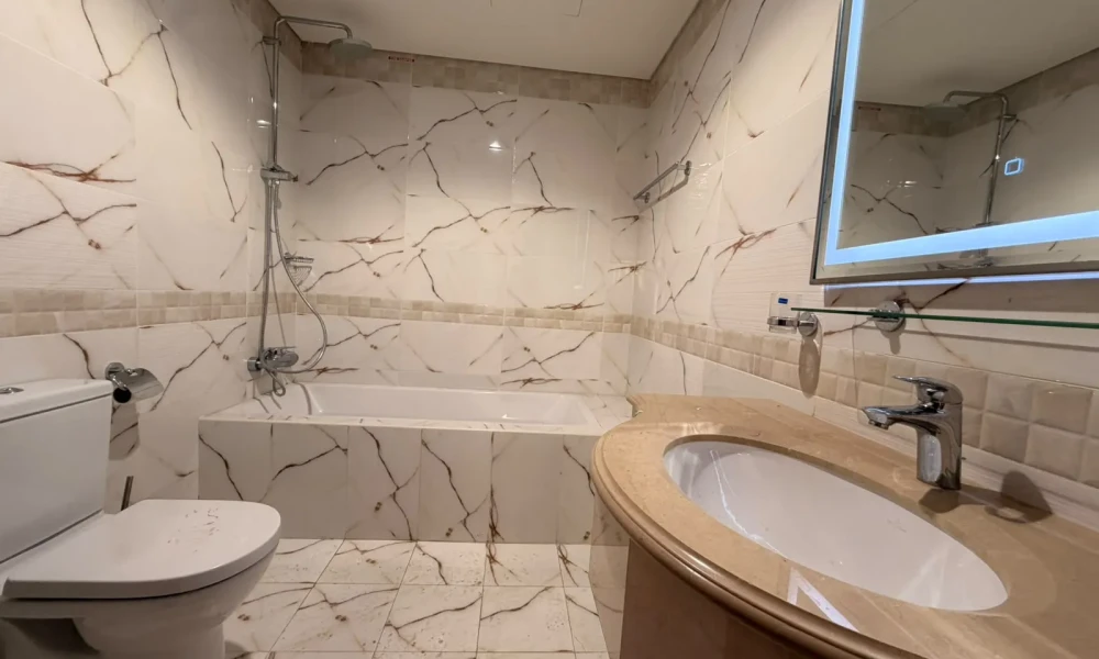 3BR DUPLEX APARTMENT WITH BACKYARD IN LUSAIL - Image 6
