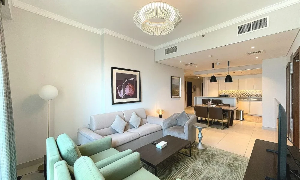 AMAZING VIEW 1BR FF INCLUDING BILLS + FACILITIES small 2