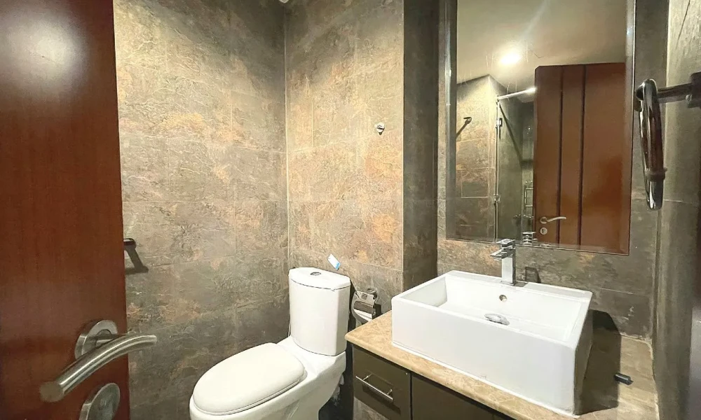 MODERN 1BR + OFFICE |MARINA VIEWS | BALCONY small 1