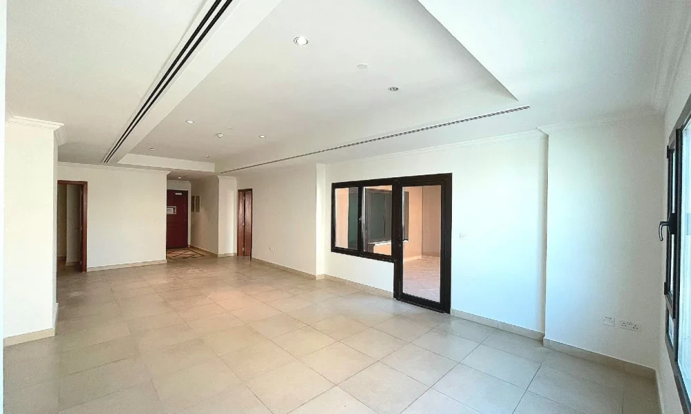 MODERN 1BR + OFFICE |MARINA VIEWS | BALCONY - Image 4