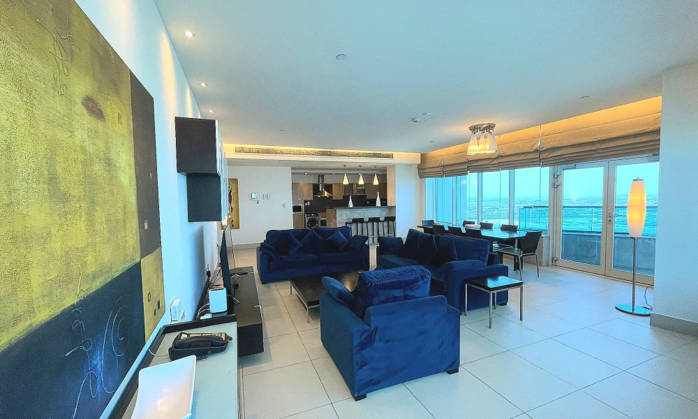 SEA VIEWS 3BR + MAIDROOM | INCLUDING BILLS small 2