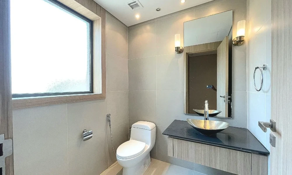 1 BR TOWNHOUSE | BALCONY SEA VIEW | W/ AMENITIES - Image 8
