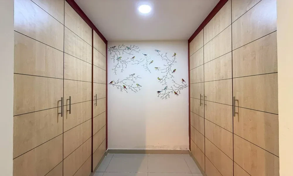 CHARMING 1 BR FULLY FURNISHED APARTMENT | PEARL - Image 5
