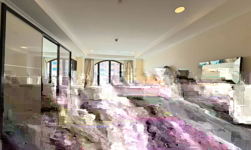 CHARMING 1 BR FULLY FURNISHED APARTMENT | PEARL - Image 4