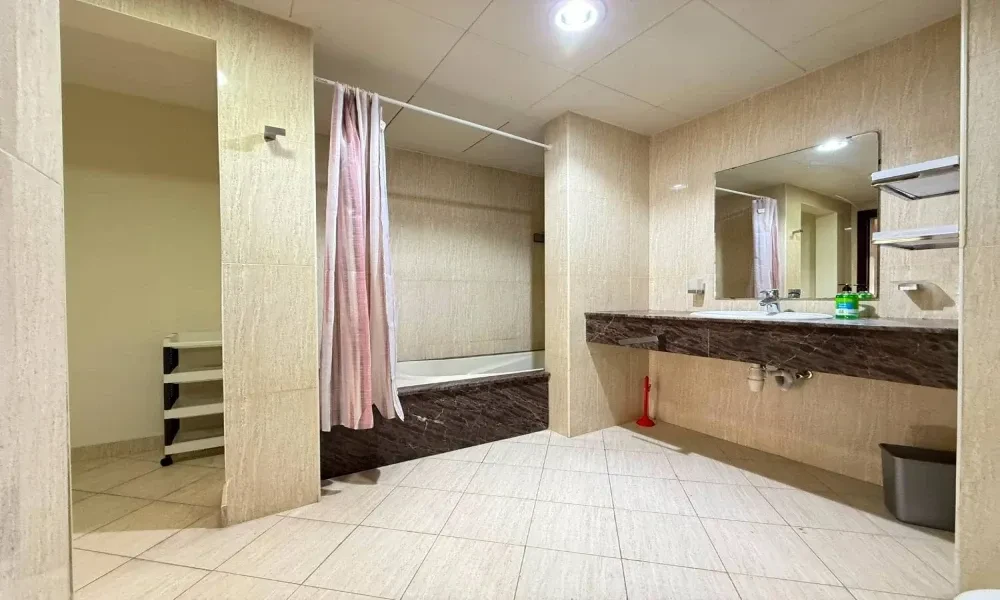 CHARMING 1 BR FULLY FURNISHED APARTMENT | PEARL - Image 8