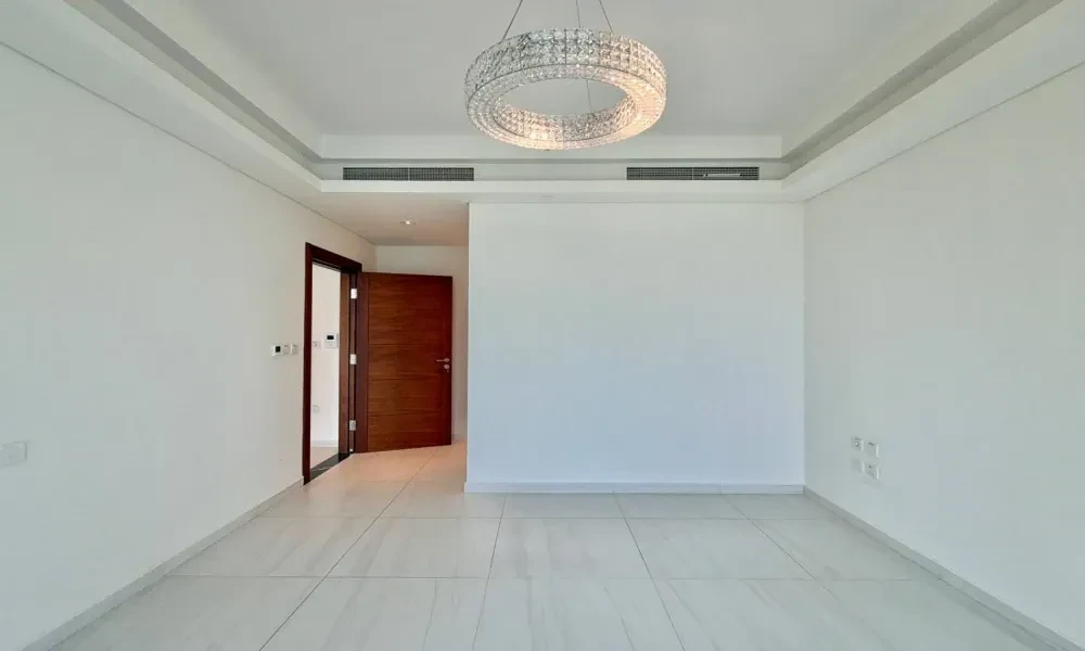 SEA VIEW 1BR SF | BALCONY + AMENITIES | GEWAN - Image 5