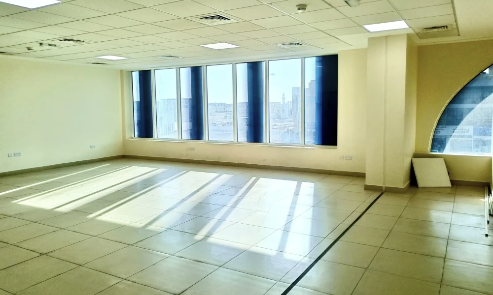 READY TO MOVE IN | OFFICE SPACE | GREAT LOCATION