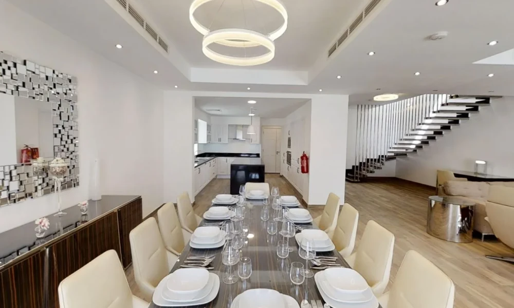 EXCLUSIVE 4BR + MAID DUBLEX |READY TO MOVE| LUSAIL - Image 4