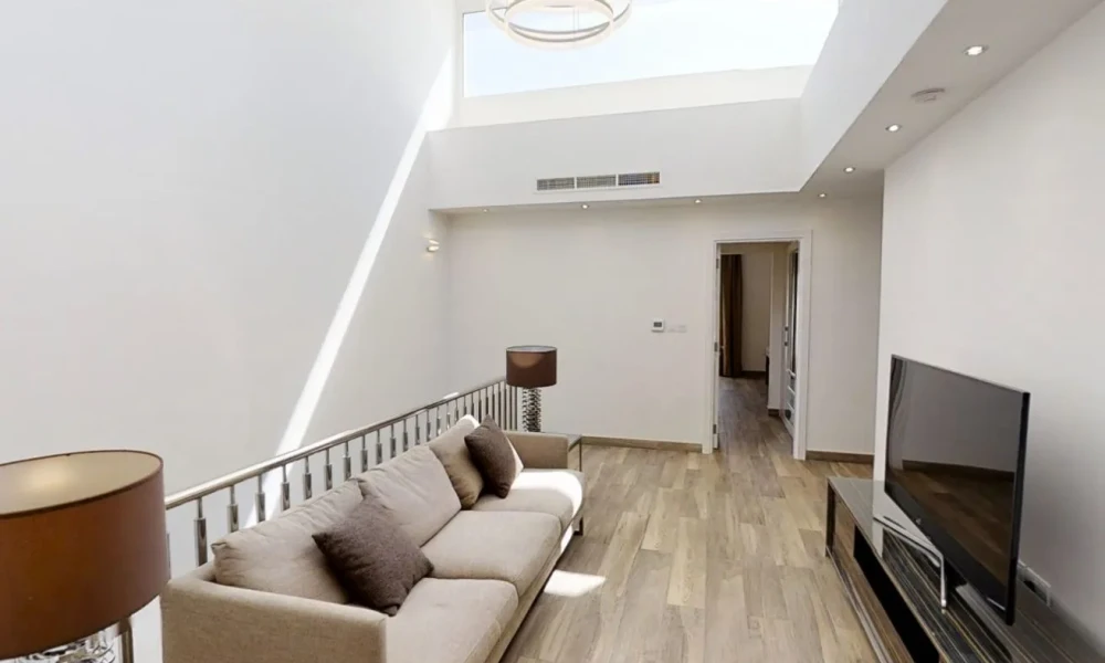 EXCLUSIVE 4BR + MAID DUBLEX |READY TO MOVE| LUSAIL - Image 5