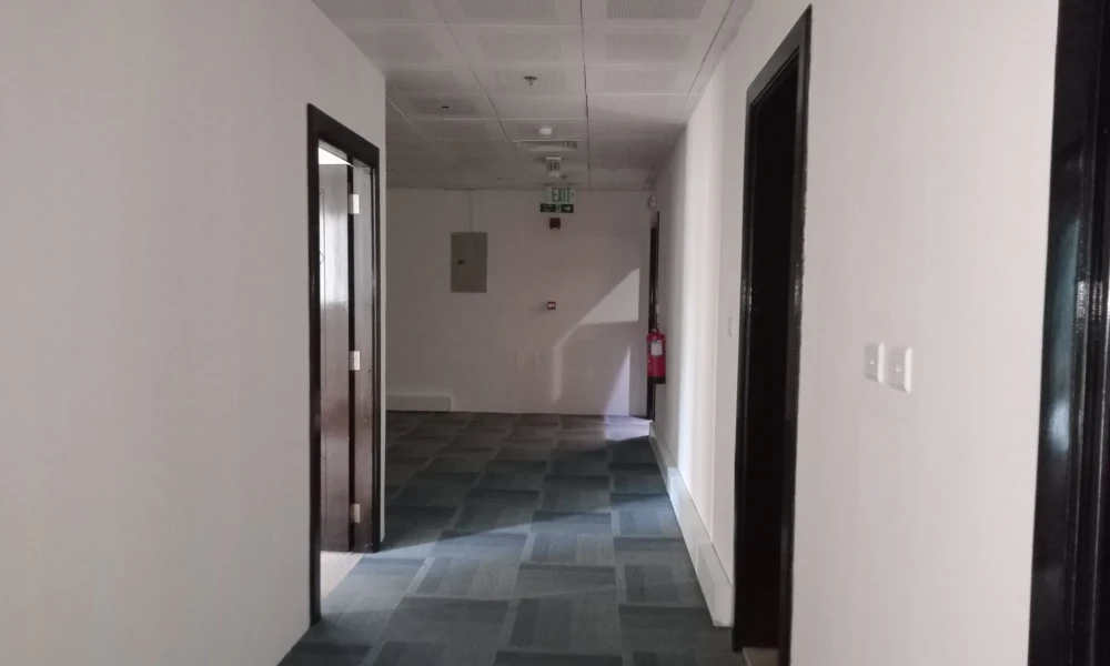 SPACIOUS OFFICE SPACE | UNFURNISHED | PARKING