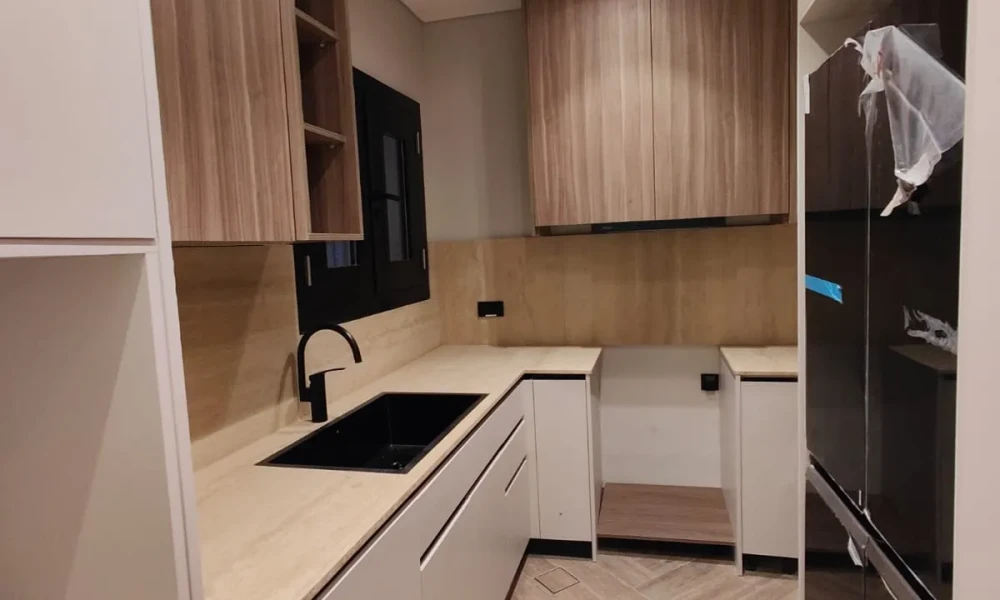 FULLY FURNISHED 2BHK APPARTEMENT  - Image 5